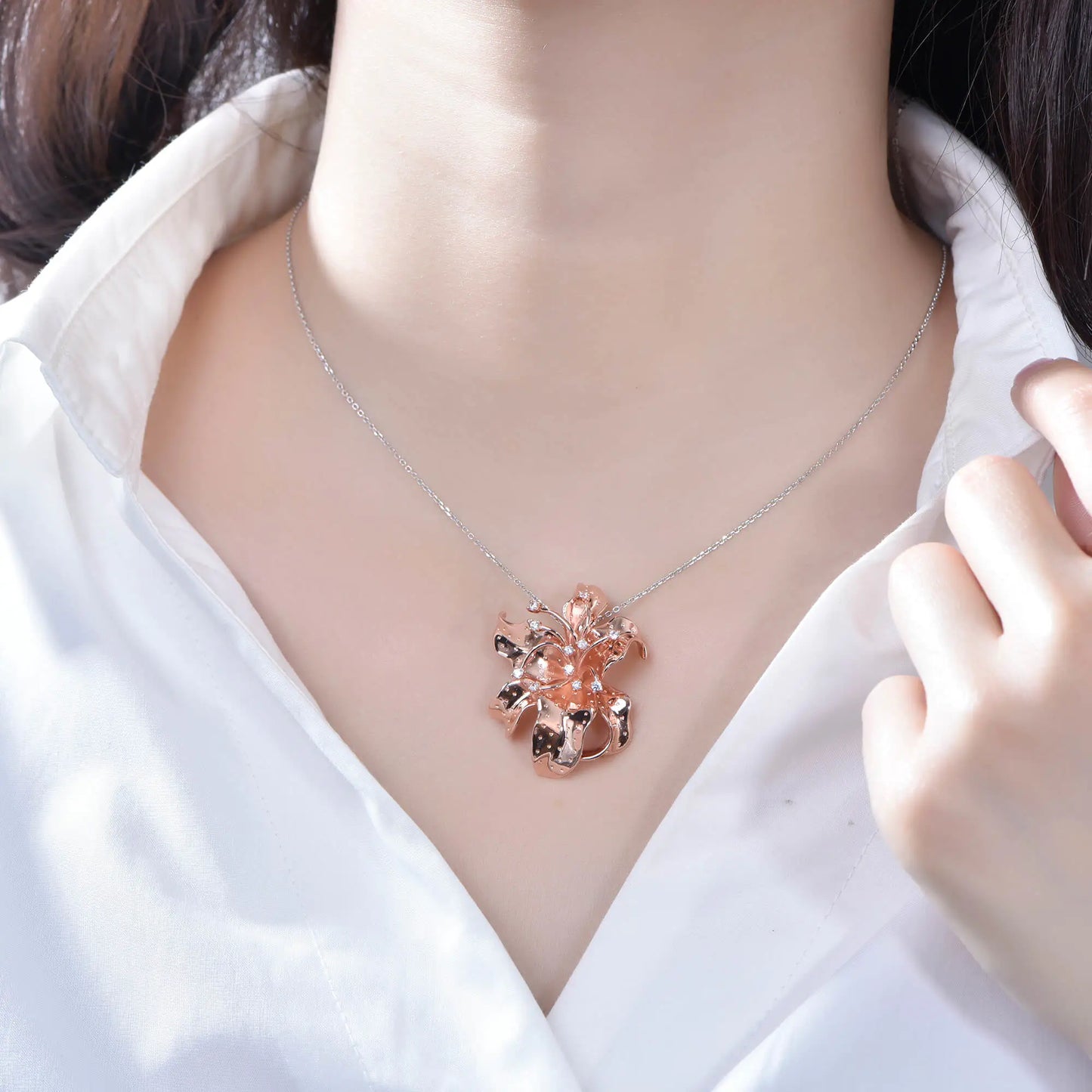 Custom Rose Gold Plated Personalized Big Flower Pendant for Women