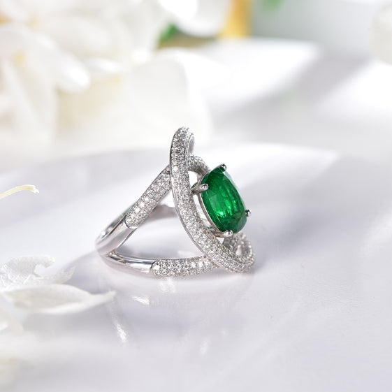 Wholesale 18K Gold Lab Created Emerald Pave Split Shank Ring