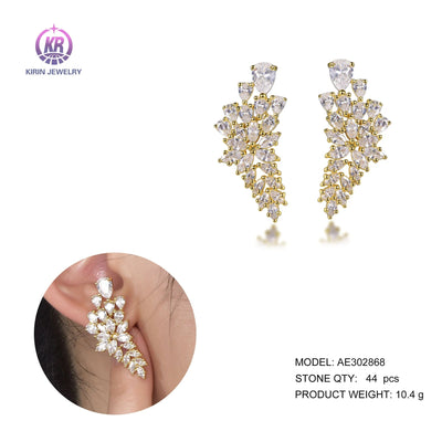 Gold Hollow Snowflake CZ Diamond Stud Earrings Grace Charming Fashion Women's Drop Earrings Jewelry Kirin Jewelry