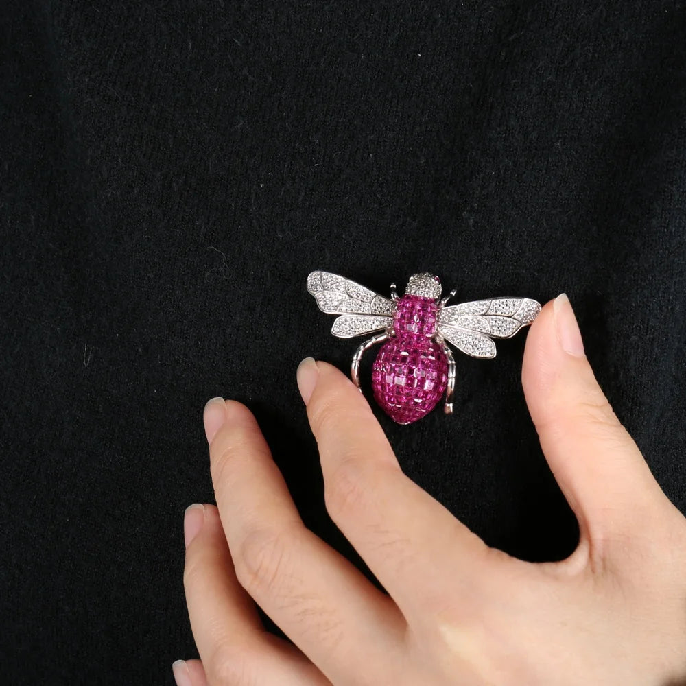 Jewelry Wholesale 925 Sterling Silver Brooch Business Etiquette Party Ruby 925 Silver Brooch Bee Shape Invisible inlay Brooch Kirin Jewelry