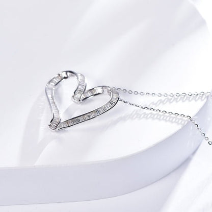 Wholesale 18K Gold Created Diamonds Twisted Drop Heart Shape Pendant​