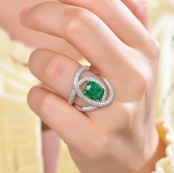 Wholesale 18K Gold Lab Created Emerald Pave Split Shank Ring for Women
