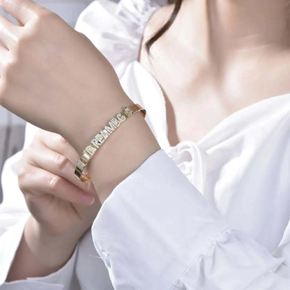 Wholesale Gold Plated CZ Letter Personalized Bangle Bracelet for Women