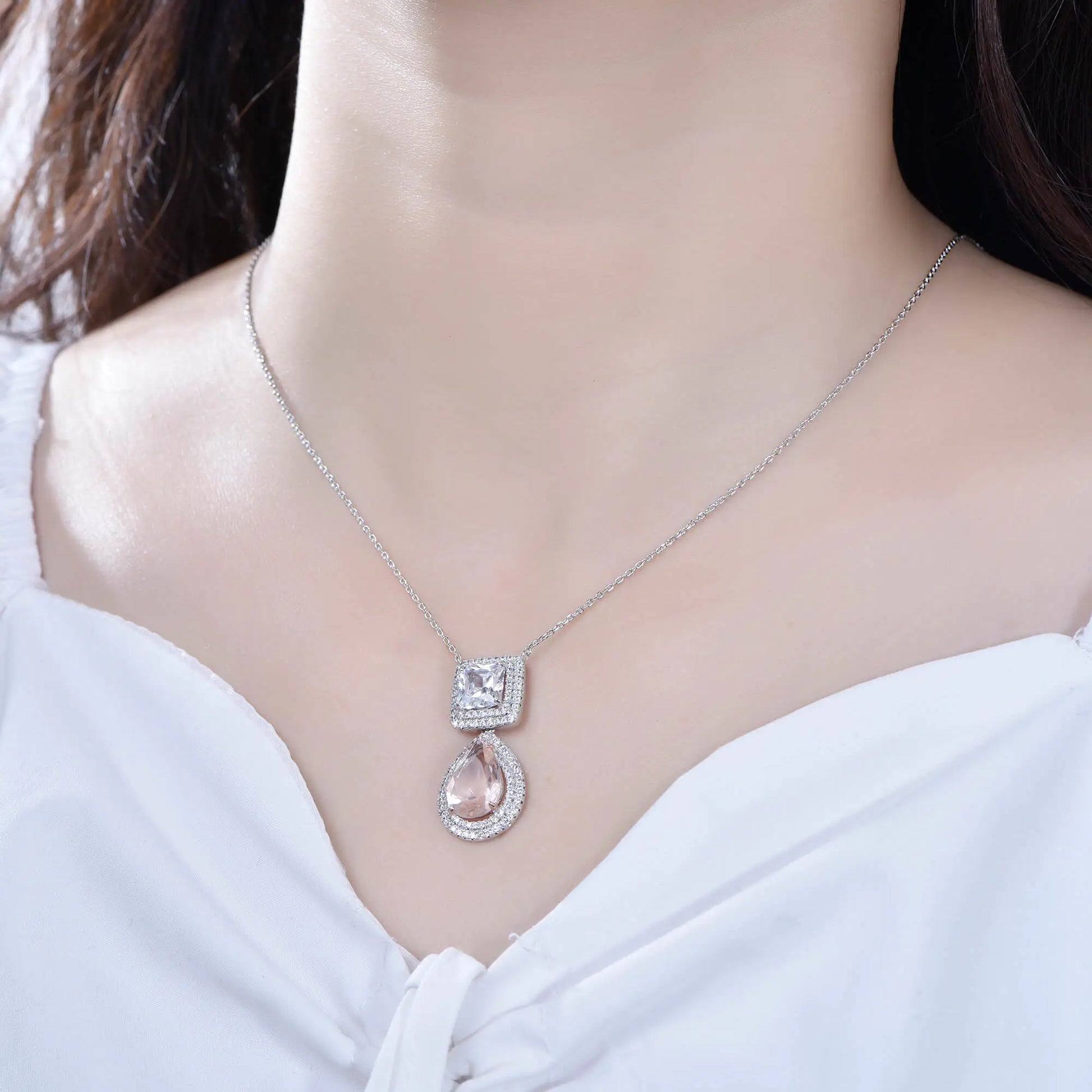 Wholesale Oval Pear Gemstone Pendant Necklace for Women