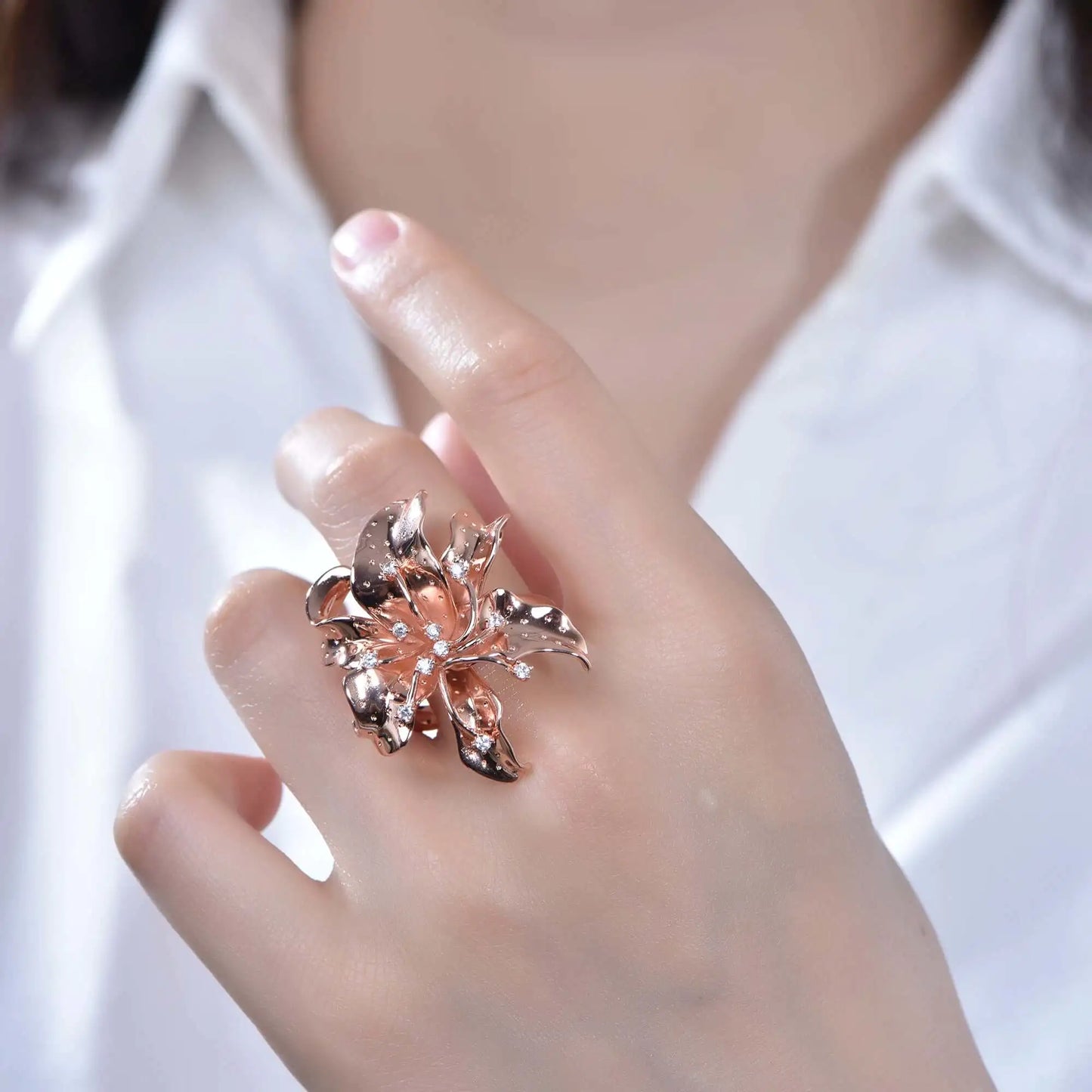 Wholesale Rose Gold Plated Statement Flower Engagement Ring for Women