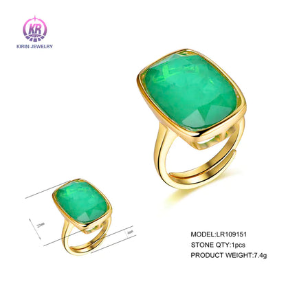 Wholesale Silver Gold Glass Cushion Cut Lab Created Emerald Solitaire Rings for Women