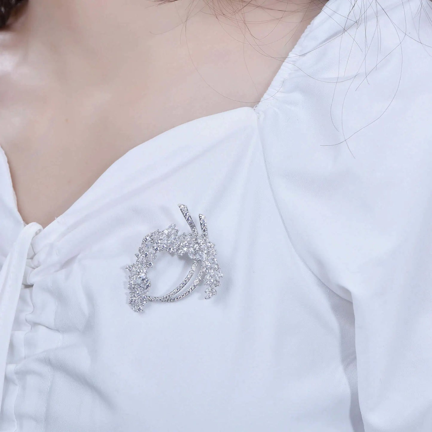 Wholesale Silver Lab Created Diamond Flower Brooch for Women