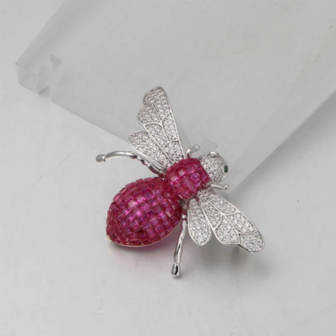 broche Parallel Cut Invisible Setting Ruby Diamond snowflake Bee Brooch Pin christmas brooches and pins ladies brooches Kirin Jewelry